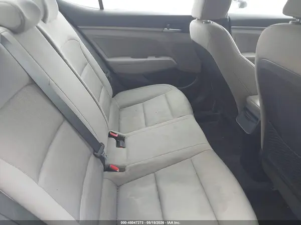 KMHD84LF6JU492038 2018 HYUNDAI ELANTRA - Image 8