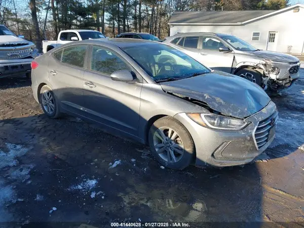 KMHD84LF6JU494646 2018 HYUNDAI ELANTRA - Image 1
