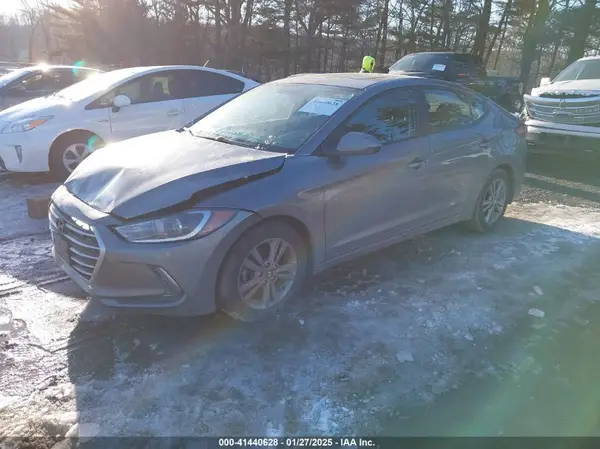 KMHD84LF6JU494646 2018 HYUNDAI ELANTRA - Image 2