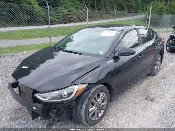 KMHD84LF6JU499748 2018 HYUNDAI ELANTRA - Image 2