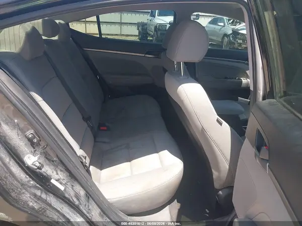KMHD84LF6JU504334 2018 HYUNDAI ELANTRA - Image 8