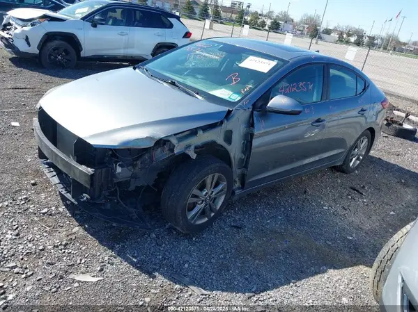KMHD84LF6JU512076 2018 HYUNDAI ELANTRA - Image 2