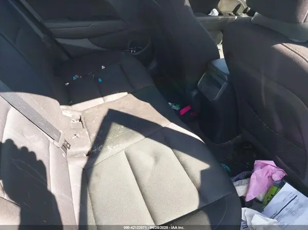 KMHD84LF6JU512076 2018 HYUNDAI ELANTRA - Image 8
