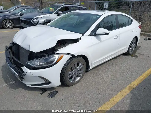 KMHD84LF6JU538614 2018 HYUNDAI ELANTRA - Image 2