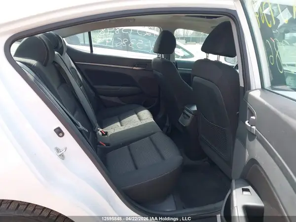 KMHD84LF6JU538614 2018 HYUNDAI ELANTRA - Image 8