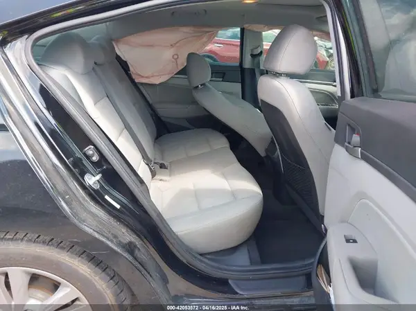 KMHD84LF6JU543070 2018 HYUNDAI ELANTRA - Image 8
