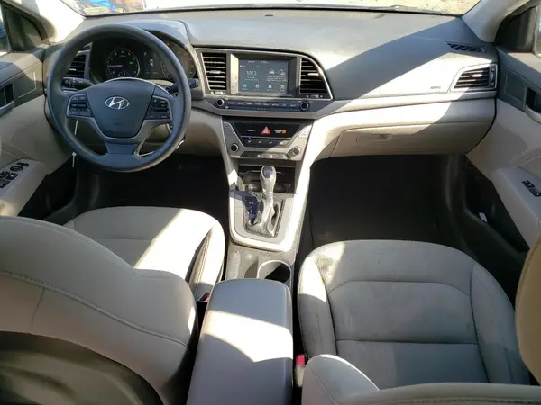 KMHD84LF6JU556790 2018 HYUNDAI ELANTRA - Image 8