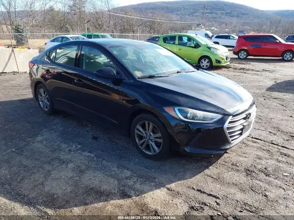 KMHD84LF6JU574321 2018 HYUNDAI ELANTRA - Image 1