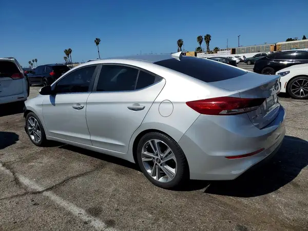 KMHD84LF6JU591720 2018 HYUNDAI ELANTRA - Image 2