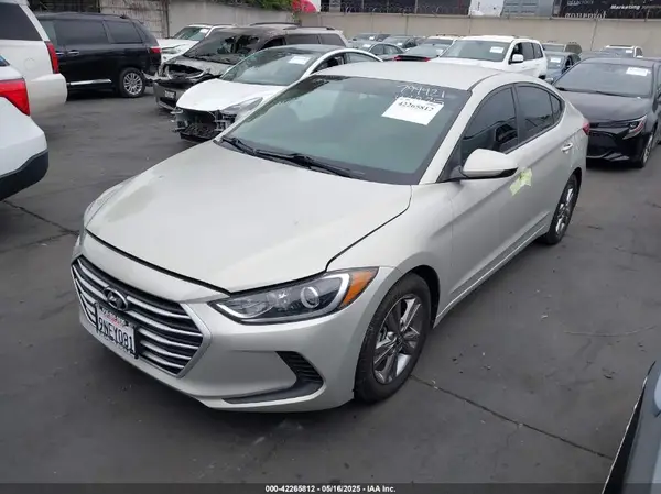 KMHD84LF6JU593225 2018 HYUNDAI ELANTRA - Image 2