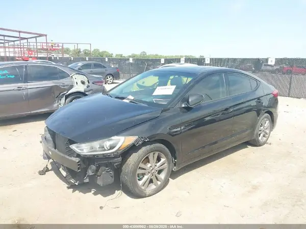 KMHD84LF6JU595752 2018 HYUNDAI ELANTRA - Image 2