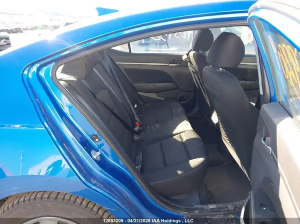 KMHD84LF6JU604515 2018 HYUNDAI ELANTRA - Image 8