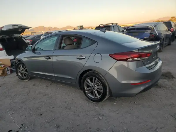 KMHD84LF6JU611948 2018 HYUNDAI ELANTRA - Image 2