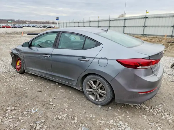 KMHD84LF6JU623792 2018 HYUNDAI ELANTRA - Image 2