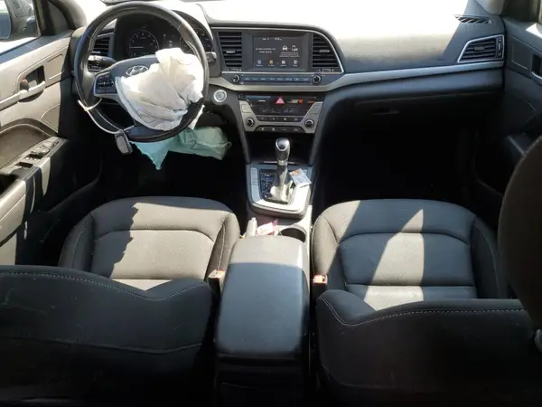 KMHD84LF6JU628135 2018 HYUNDAI ELANTRA - Image 8