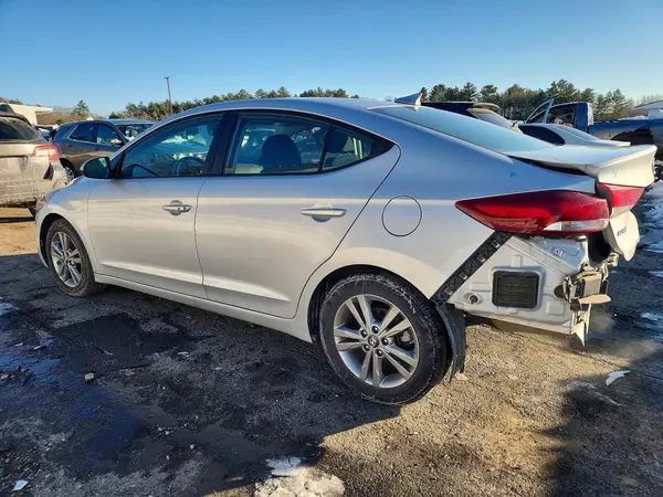 KMHD84LF6JU629267 2018 HYUNDAI ELANTRA - Image 2
