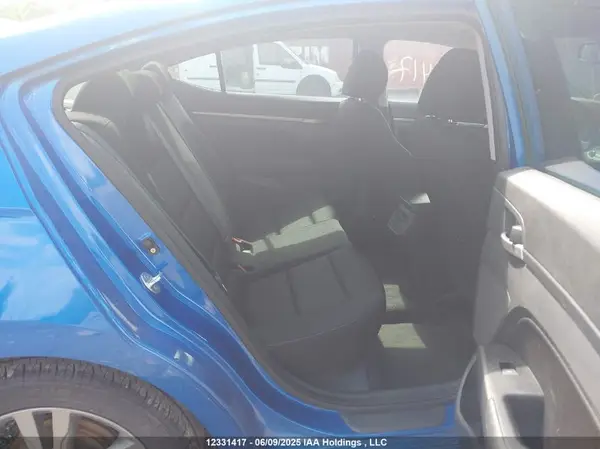 KMHD84LF6JU641886 2018 HYUNDAI ELANTRA - Image 8