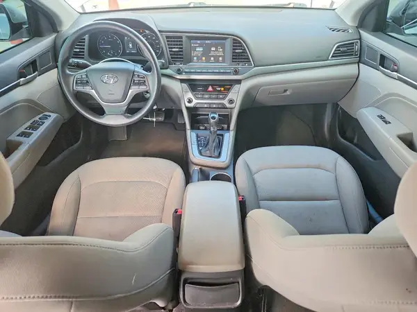 KMHD84LF6JU645985 2018 HYUNDAI ELANTRA - Image 8