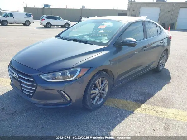 KMHD84LF6JU667050 2018 HYUNDAI ELANTRA - Image 2