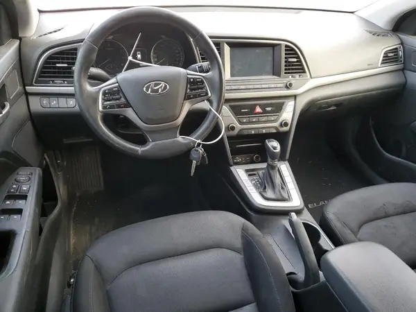KMHD84LF6JU669011 2018 HYUNDAI ELANTRA - Image 8