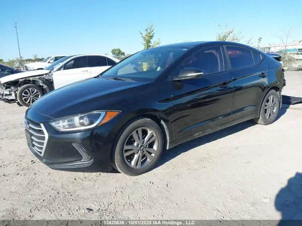 KMHD84LF6JU676167 2018 HYUNDAI ELANTRA - Image 2