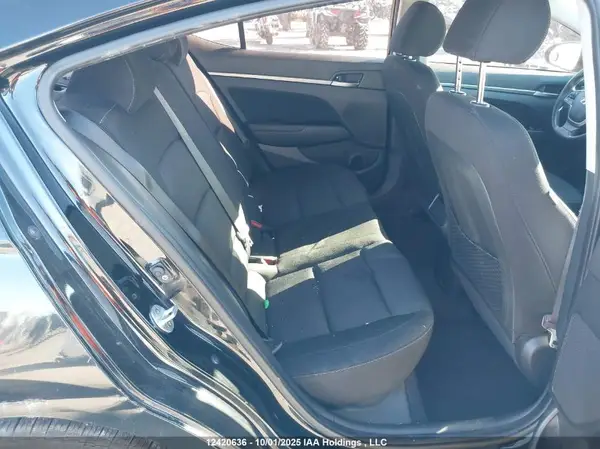 KMHD84LF6JU676167 2018 HYUNDAI ELANTRA - Image 8