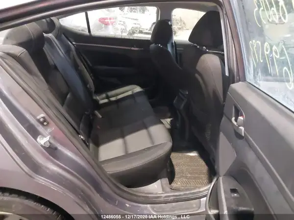 KMHD84LF6JU699593 2018 HYUNDAI ELANTRA - Image 8