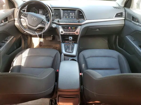 KMHD84LF6JU699870 2018 HYUNDAI ELANTRA - Image 8