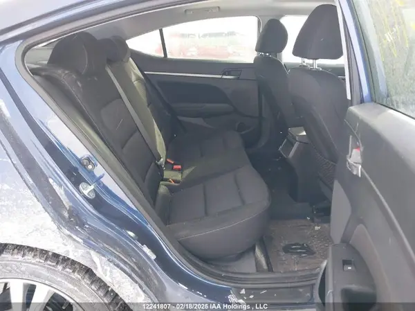 KMHD84LF6JU703285 2018 HYUNDAI ELANTRA - Image 8