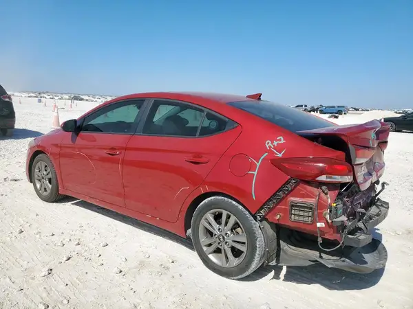 KMHD84LF6JU704842 2018 HYUNDAI ELANTRA - Image 2