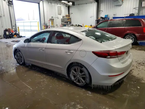 KMHD84LF6JU709913 2018 HYUNDAI ELANTRA - Image 2