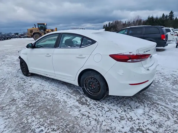 KMHD84LF6JU723360 2018 HYUNDAI ELANTRA - Image 2