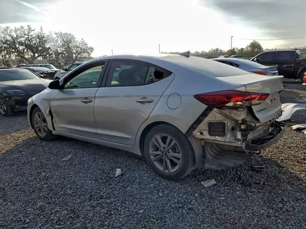 KMHD84LF6JU728297 2018 HYUNDAI ELANTRA - Image 2