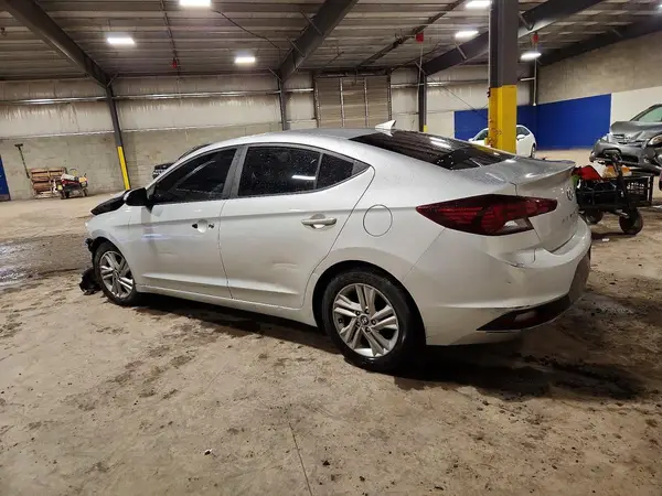 KMHD84LF6KU746588 2019 HYUNDAI ELANTRA - Image 2
