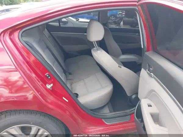 KMHD84LF6KU747420 2019 HYUNDAI ELANTRA - Image 8