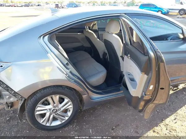 KMHD84LF6KU752262 2019 HYUNDAI ELANTRA - Image 8