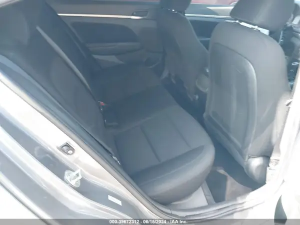 KMHD84LF6KU814856 2019 HYUNDAI ELANTRA - Image 8