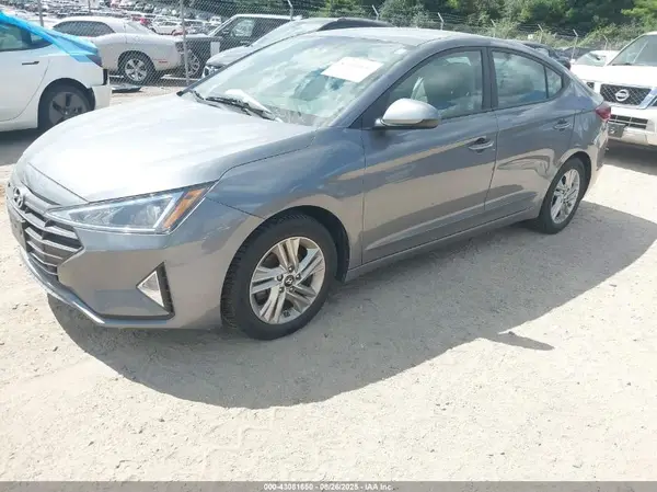 KMHD84LF6KU817837 2019 HYUNDAI ELANTRA - Image 2