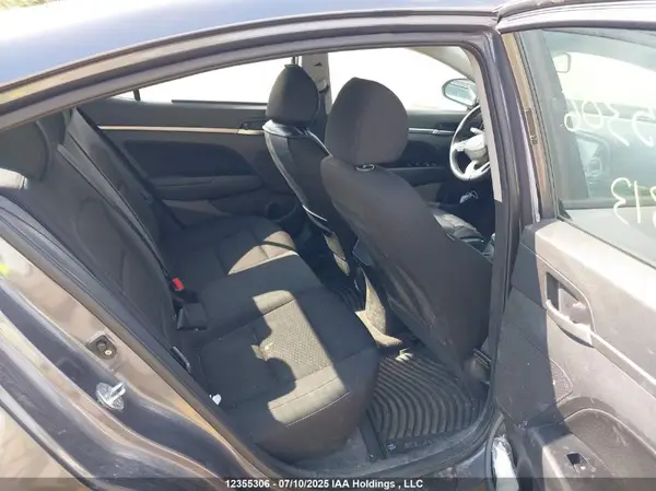 KMHD84LF6LU042313 2020 HYUNDAI ELANTRA - Image 8