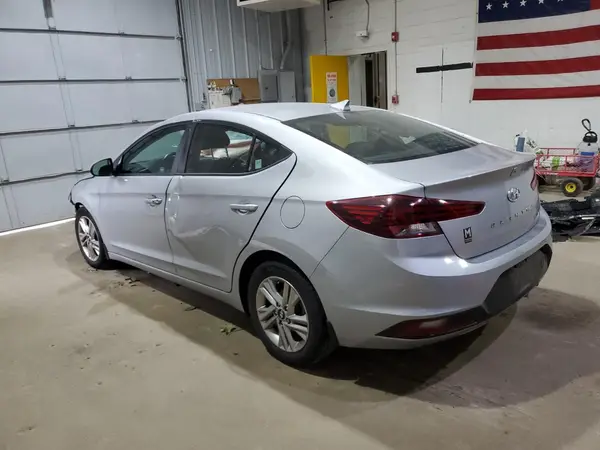KMHD84LF6LU061153 2020 HYUNDAI ELANTRA - Image 2