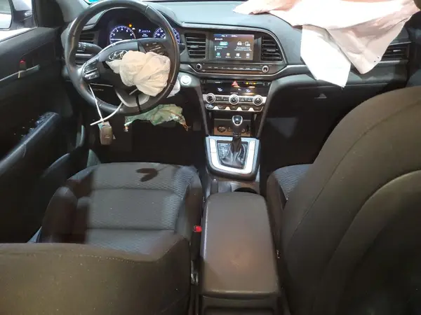 KMHD84LF6LU061153 2020 HYUNDAI ELANTRA - Image 8