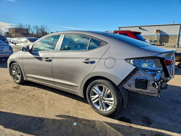 KMHD84LF6LU938238 2020 HYUNDAI ELANTRA - Image 2