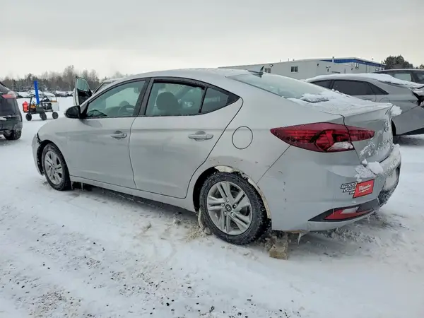 KMHD84LF6LU985561 2020 HYUNDAI ELANTRA - Image 2