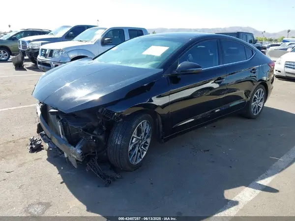 KMHD84LF6LU991215 2020 HYUNDAI ELANTRA - Image 2