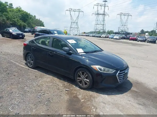 KMHD84LF7HU076817 2017 HYUNDAI ELANTRA - Image 1