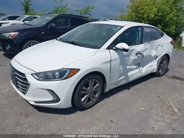 KMHD84LF7HU123330 2017 HYUNDAI ELANTRA - Image 2