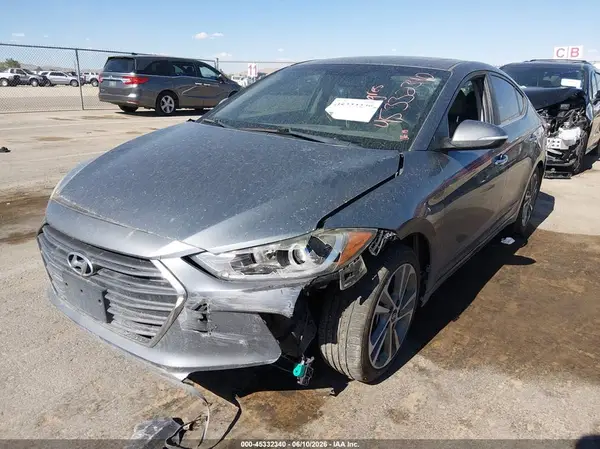 KMHD84LF7HU127636 2017 HYUNDAI ELANTRA - Image 2