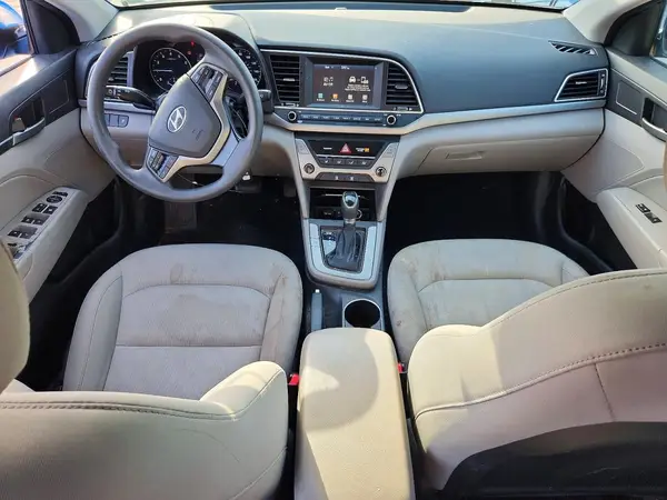 KMHD84LF7HU143030 2017 HYUNDAI ELANTRA - Image 8