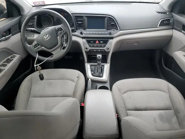 KMHD84LF7HU156554 2017 HYUNDAI ELANTRA - Image 8