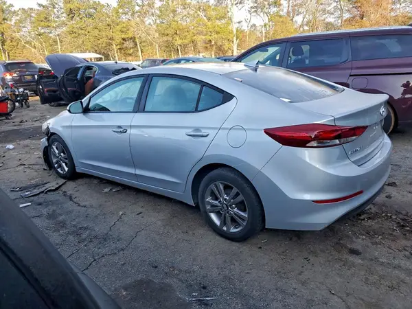 KMHD84LF7HU164654 2017 HYUNDAI ELANTRA - Image 2